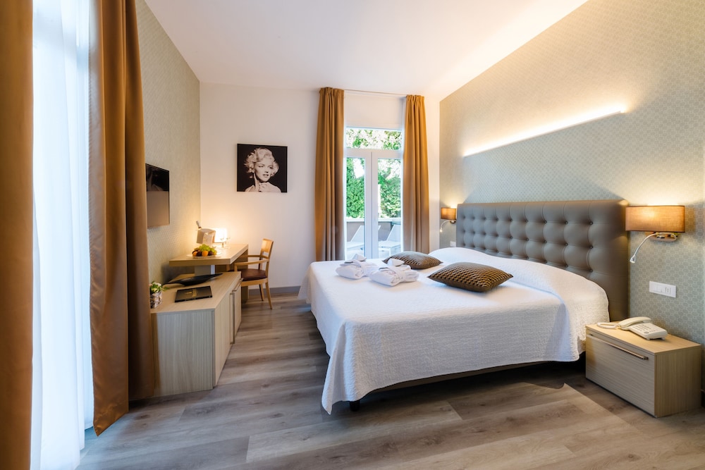 Hotel Mioni Royal San 45/72