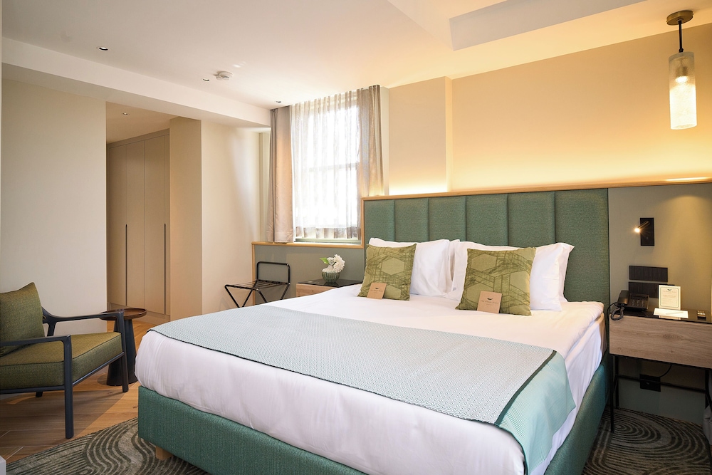 جناح بسرير كينج، The Wings Hotels Pera 3/6
