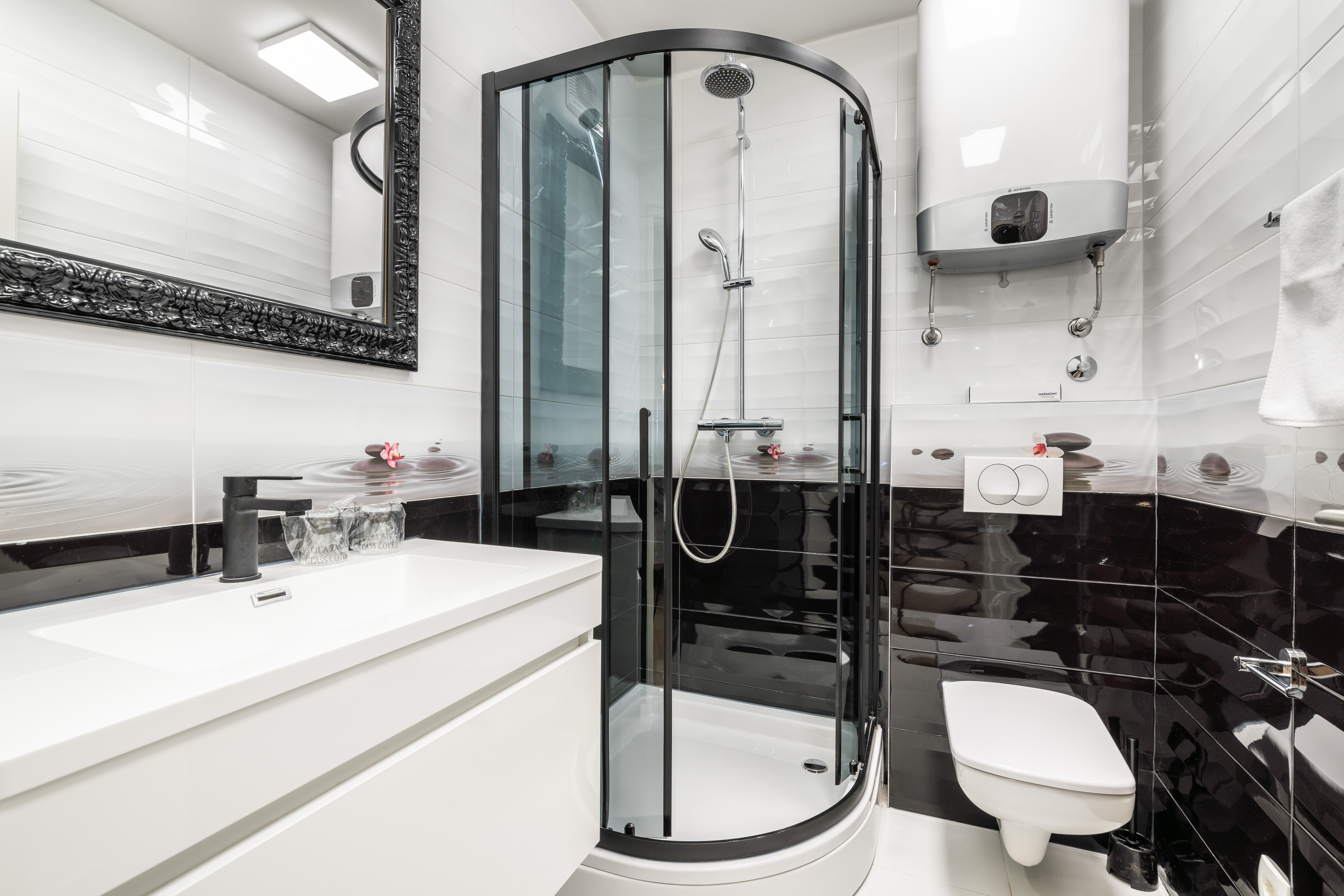 شقة ديلوكس بإطلالة على البحر، Pietra Negra 2/2