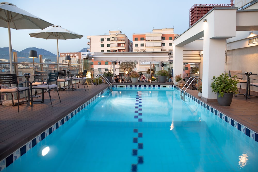 Mondial Hotel Tirana in TIRANA
