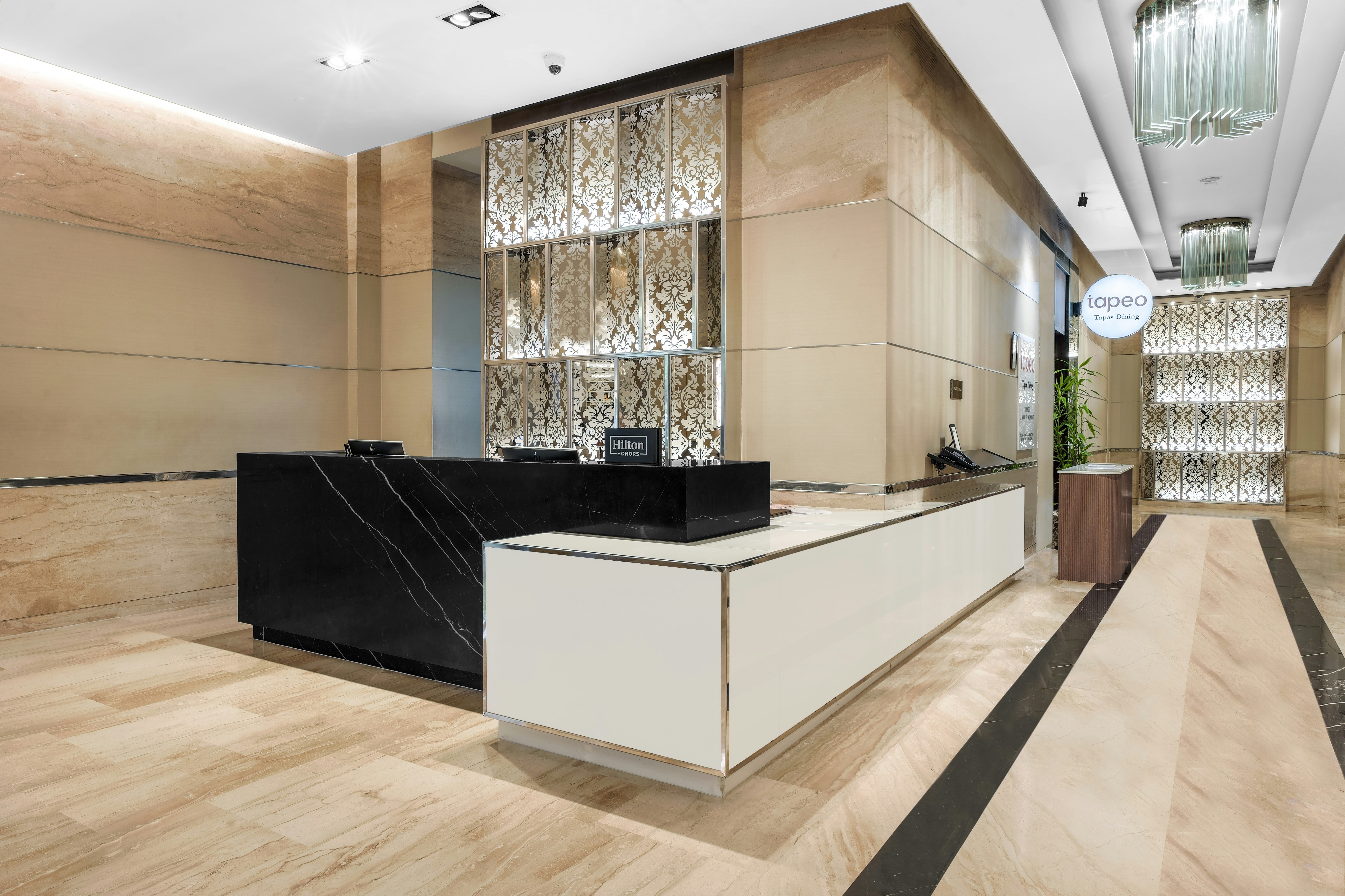 DoubleTree Suites by Hilton Bengaluru Outer Ring Road 10/51