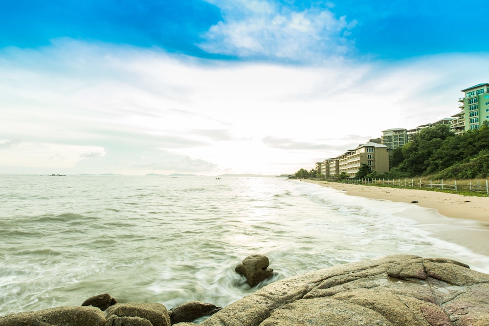 Royal Phala Cliff Beach Resort and Spa 47/50