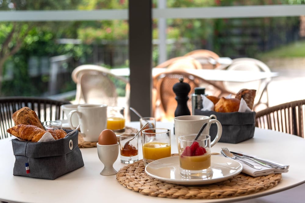 Zenitude Hotel la Valadière, an Ascend Collection Hotel 46/62