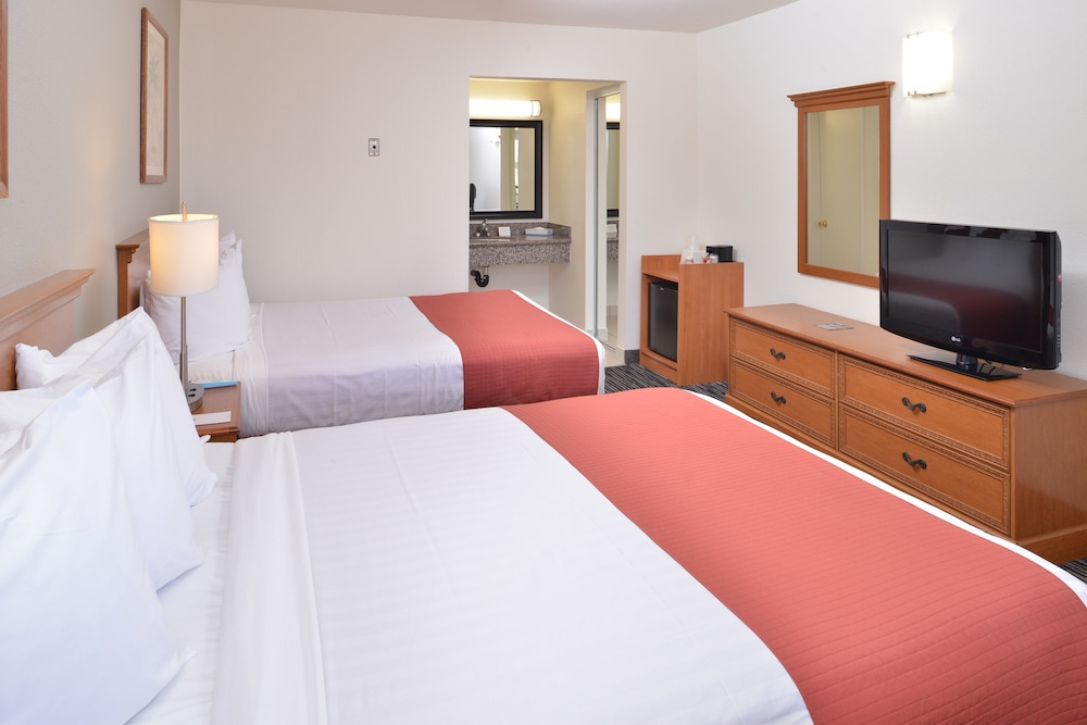 Pleasant Inn 14/23