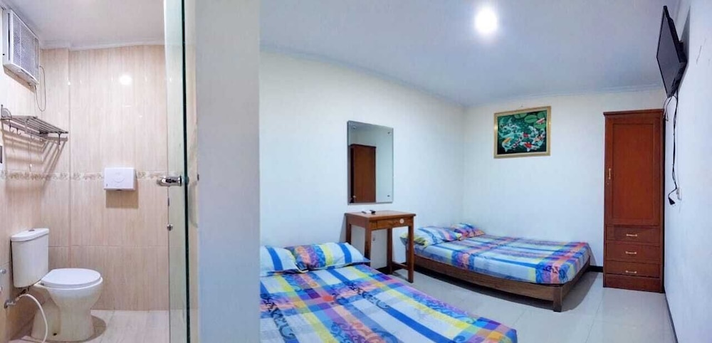 Satya Graha Hotel 24/79