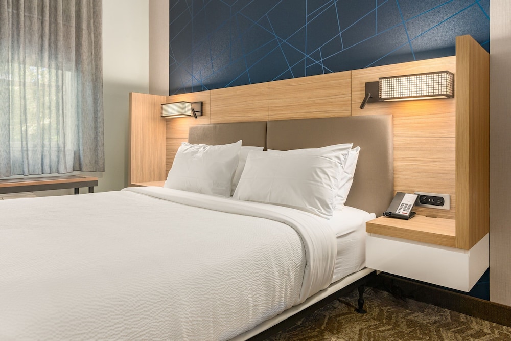 Hotel 44 North Freeport Brunswick 16/41