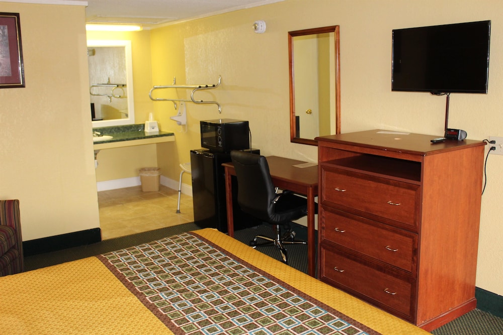 Americas Best Value Inn Conyers 25/54