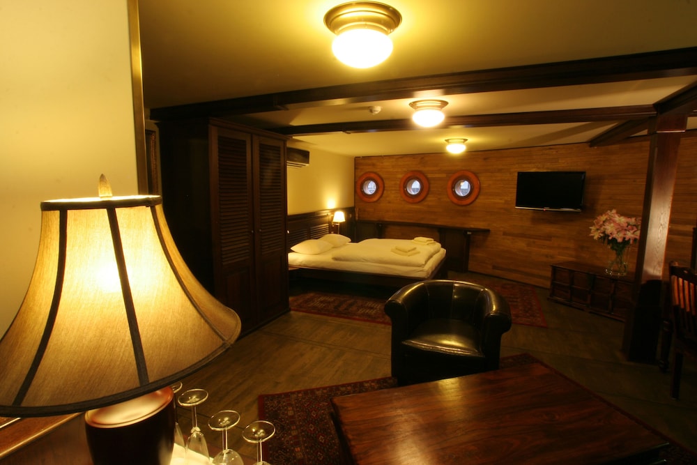 Boat Hotel Matylda 40/61