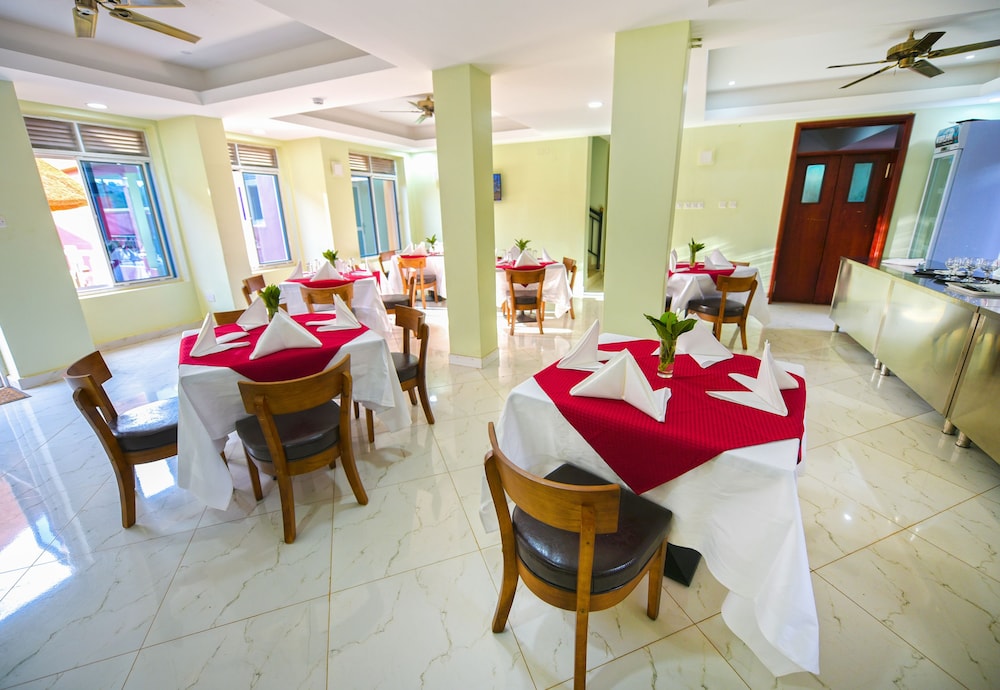 Nyumbani Hotel Makerere 28/33