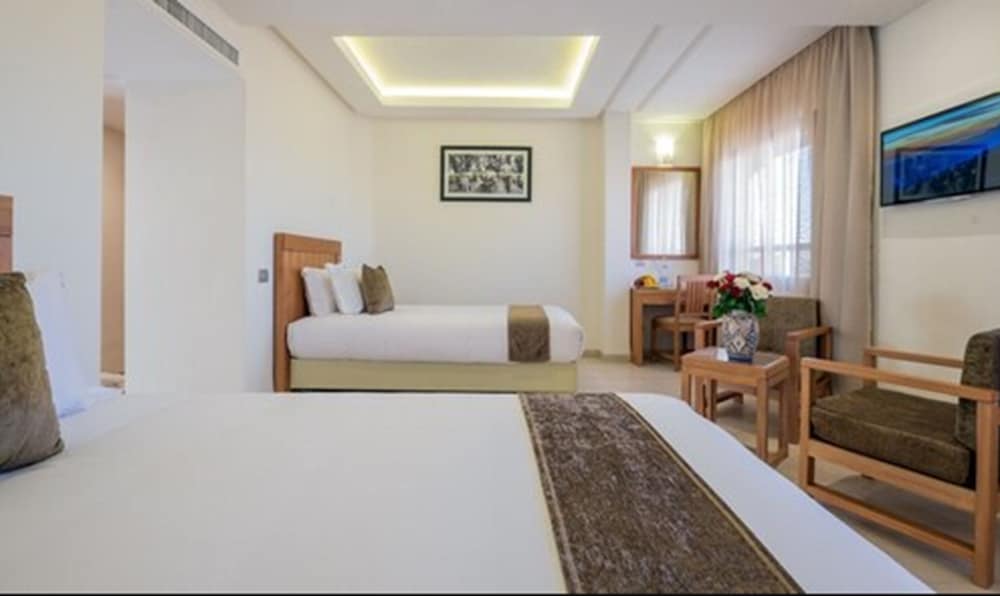Hotel Ayoub 12/32