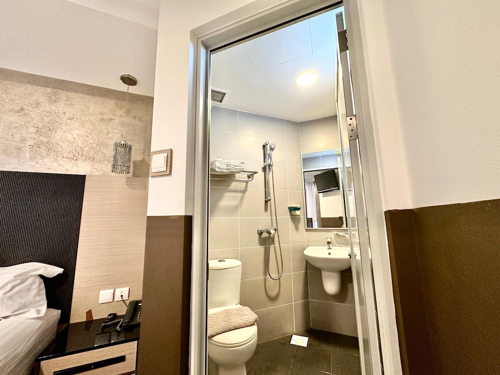 The Snooze Hotel Bugis 43/47