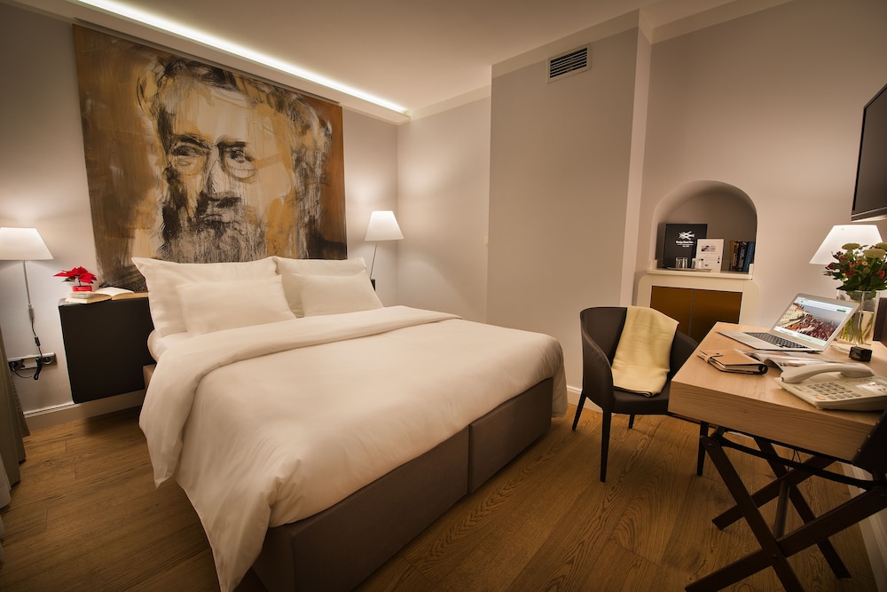 Design Hotel Neruda 33/66