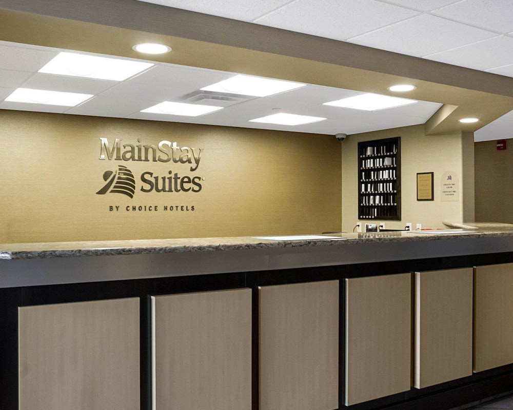 MainStay Suites Bismarck 2/25