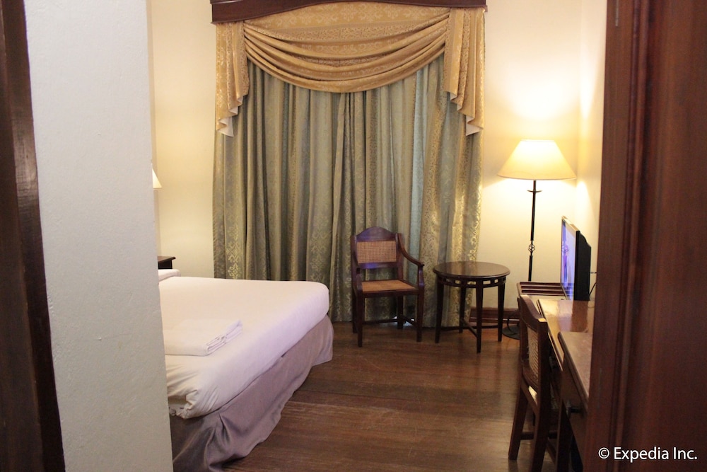 Hotel Salcedo De Vigan 10/18