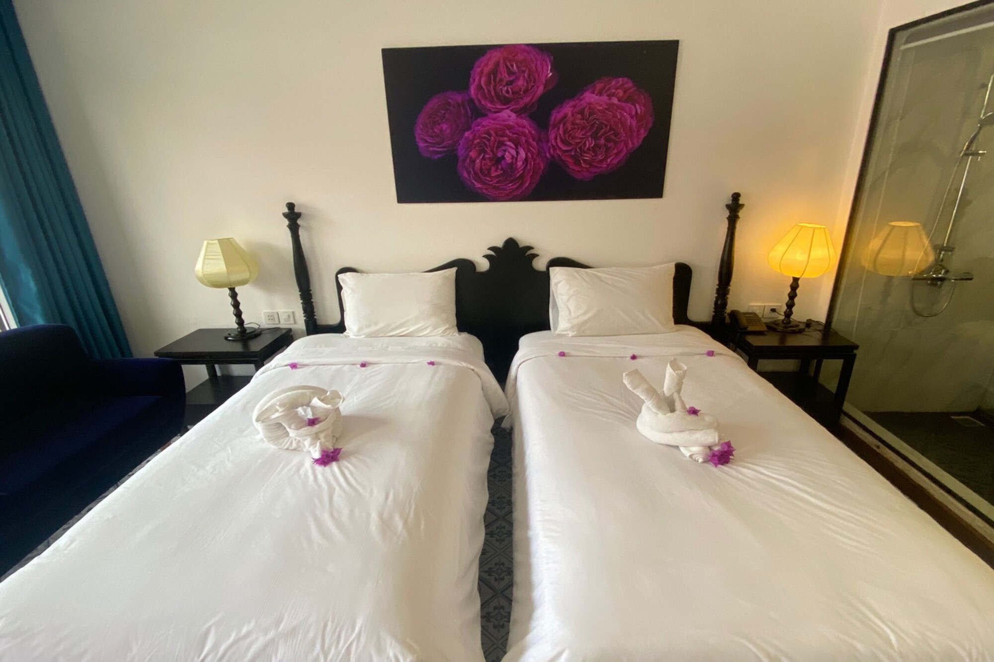 SUPERIOR, TWIN BEDS