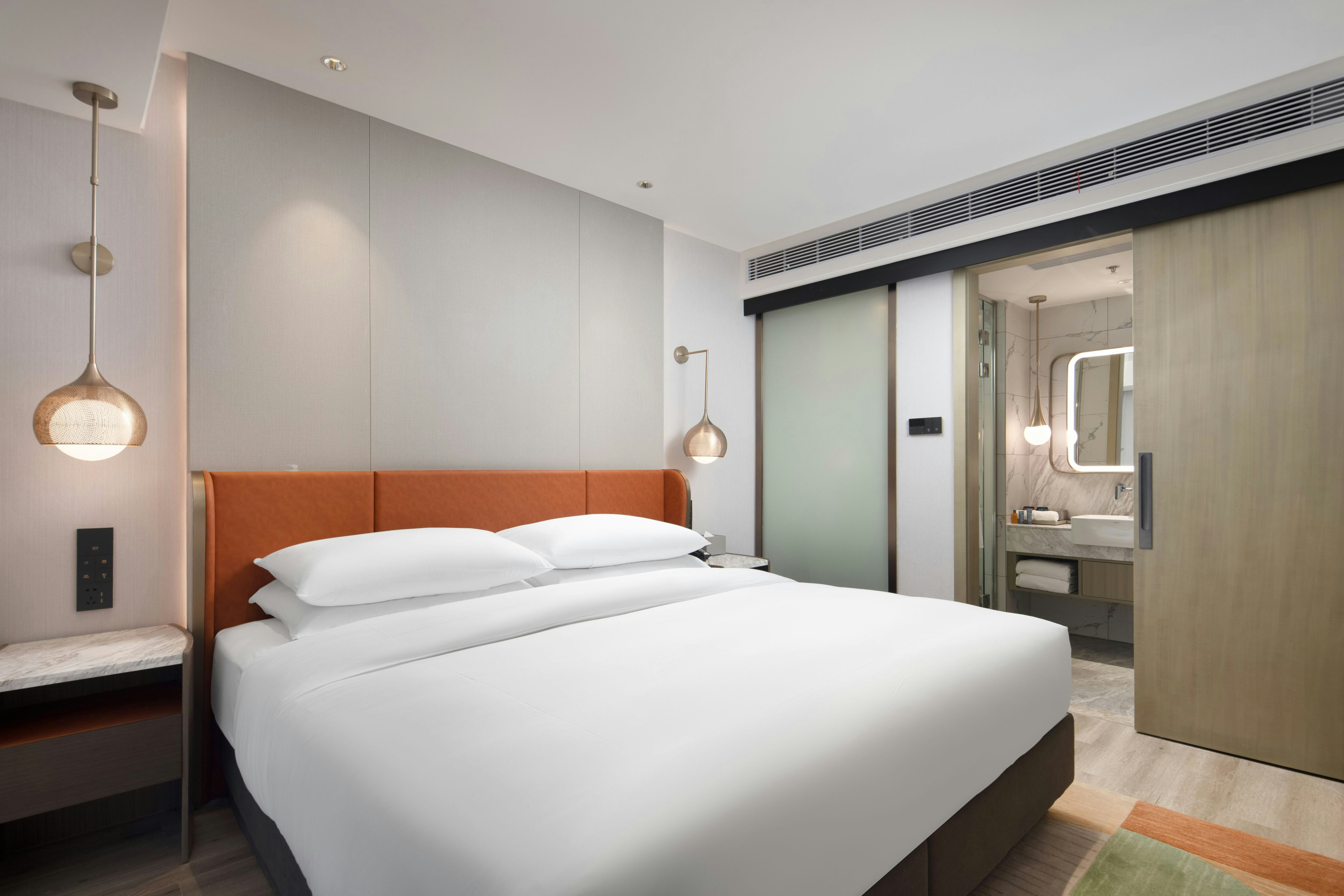 HOME2 SUITES BY HILTON XingWen YiBin 13/32