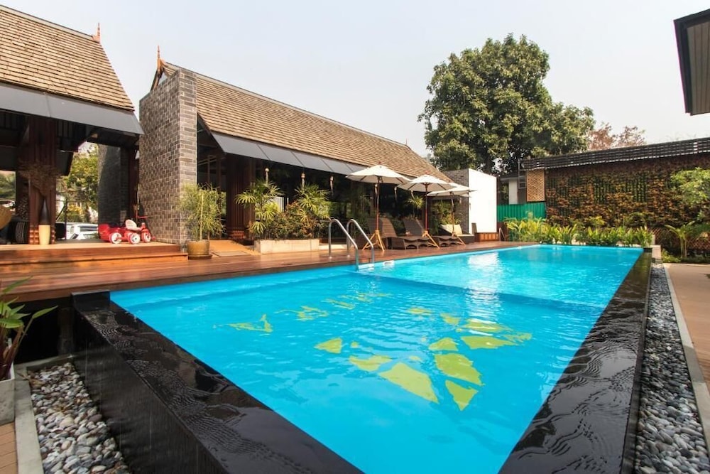 Mira Residence Resort 20/37