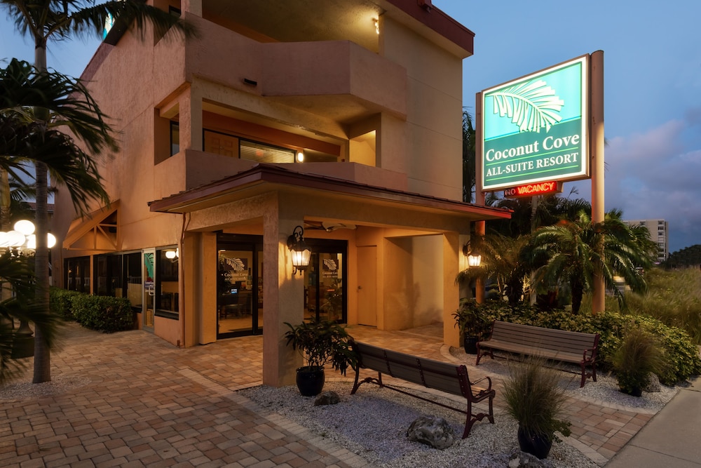Coconut Cove Suites 18/38