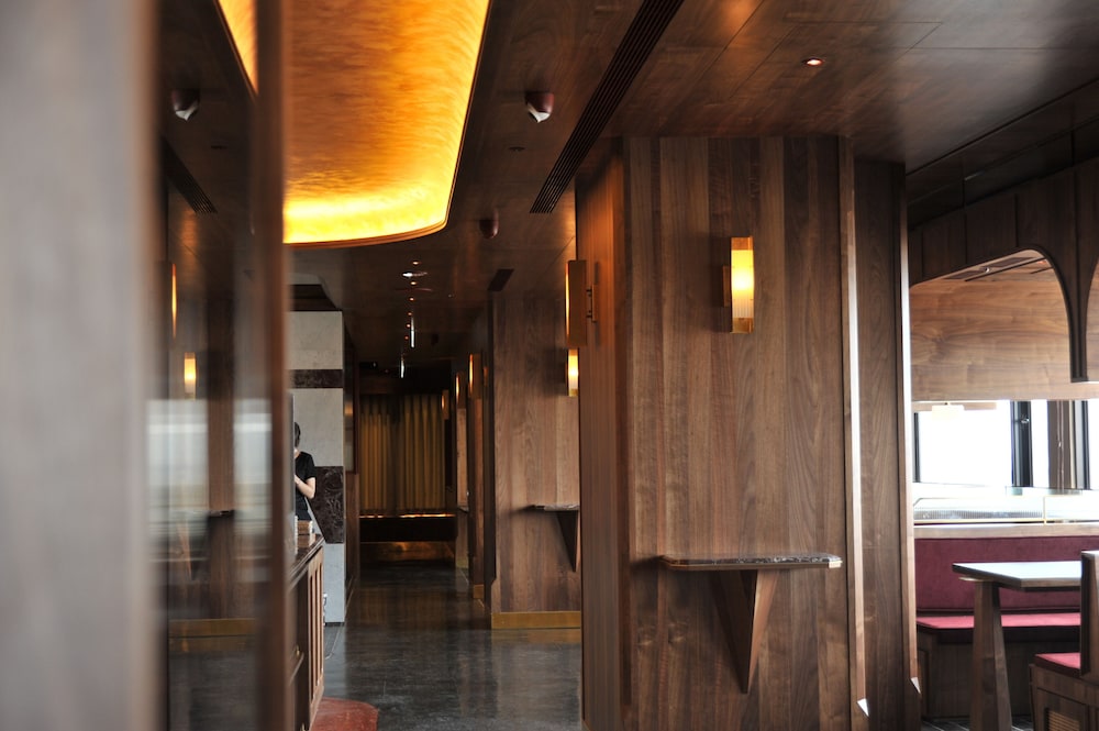 Provintia Hotel 45/50