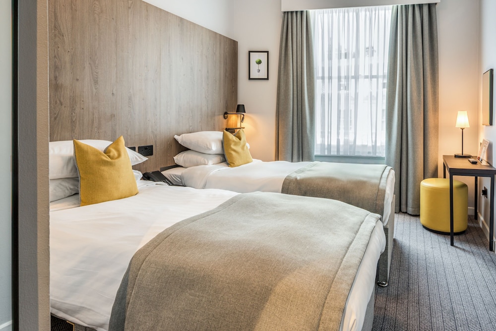 STANDARD, TWIN BEDS