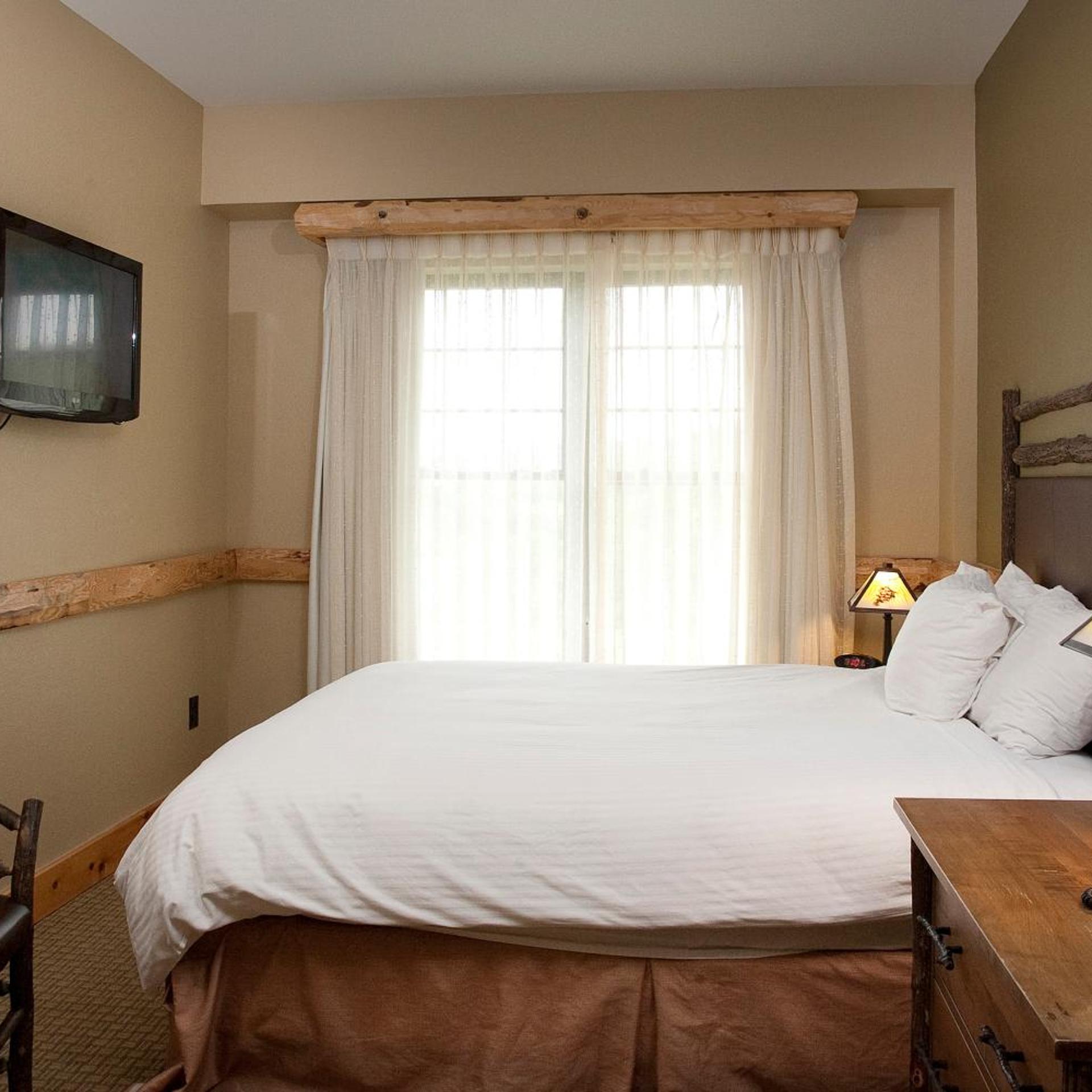 Nest, Suite