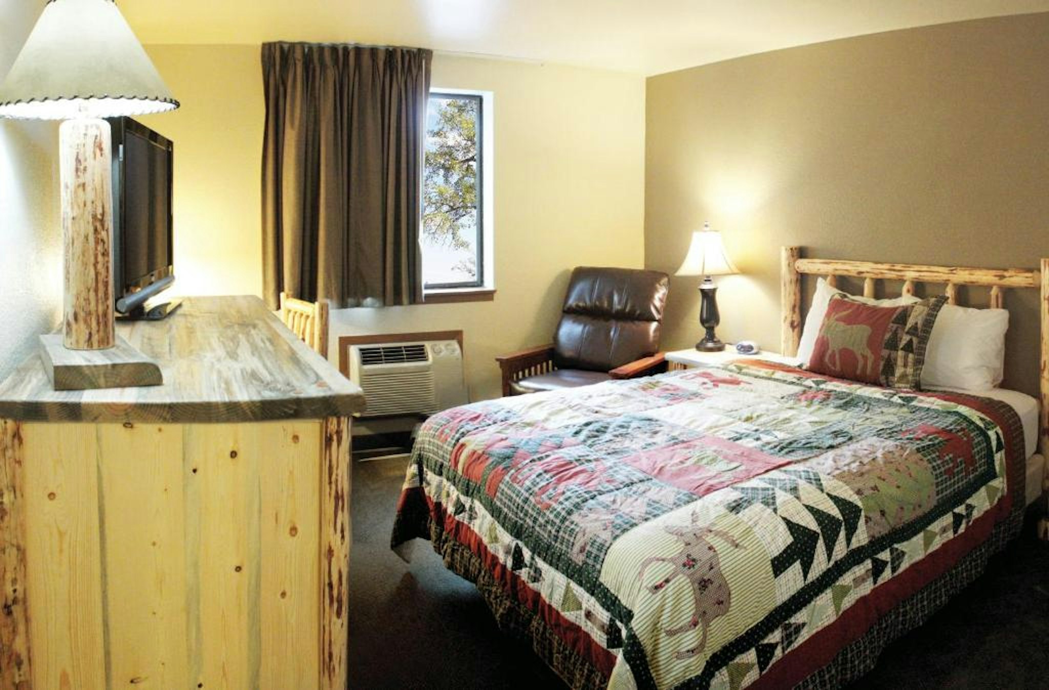 FAIRBRIDGE INN & SUITES - SANDPOINT 7/14