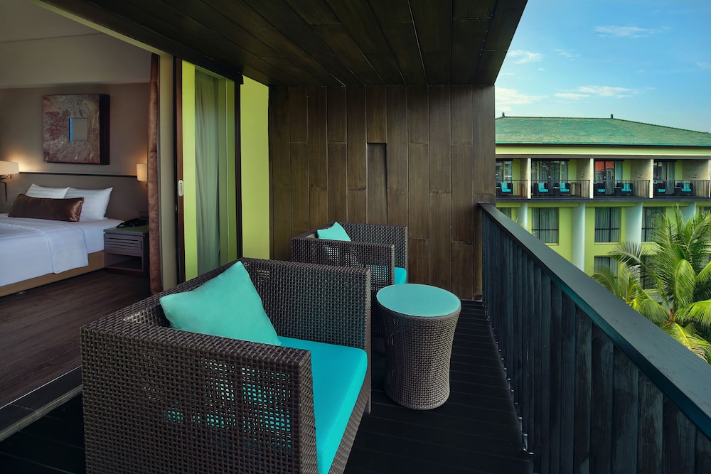 MERCURE BALI LEGIAN 7/75
