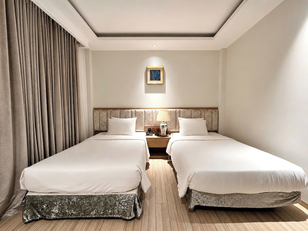 Nicecy Hotel Suites Spa 24/65