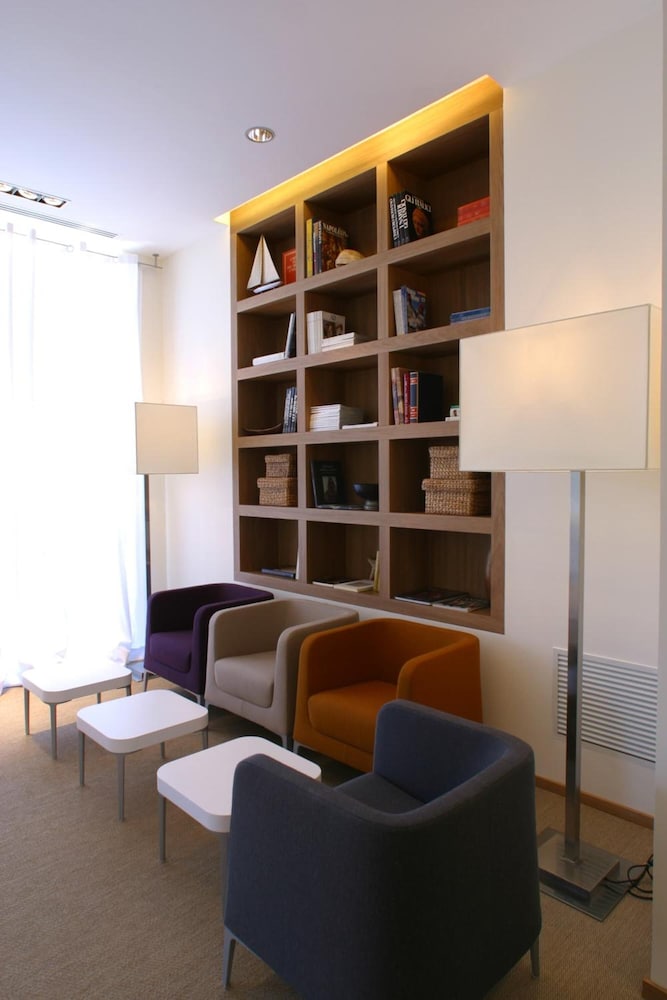 Rota Suites 36/58