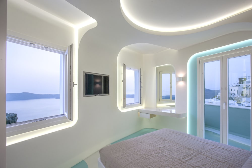 Andronikos Santorini 14/42