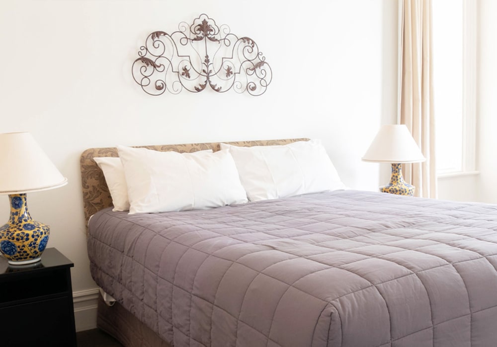 1 BEDROOM, APARTMENT