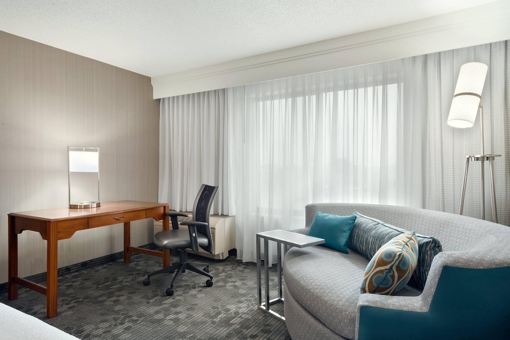 Courtyard by Marriott Dayton Beavercreek 36/61