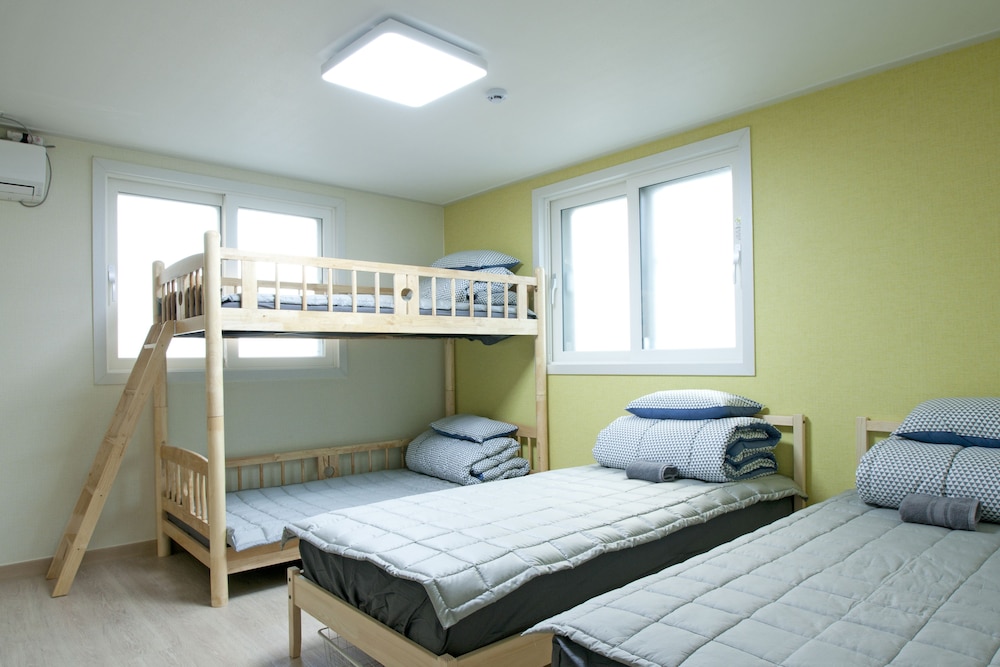Twin Rabbit Guesthouse 9/51