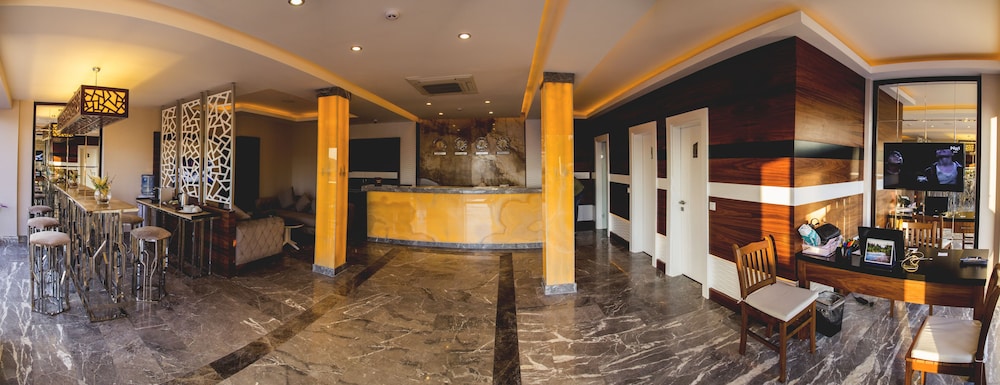 Sea View Hotel 5/50