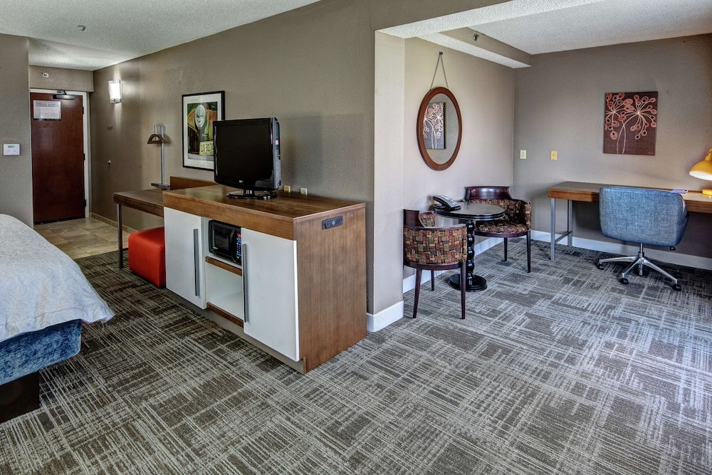 Hampton Inn Tullahoma 33/38