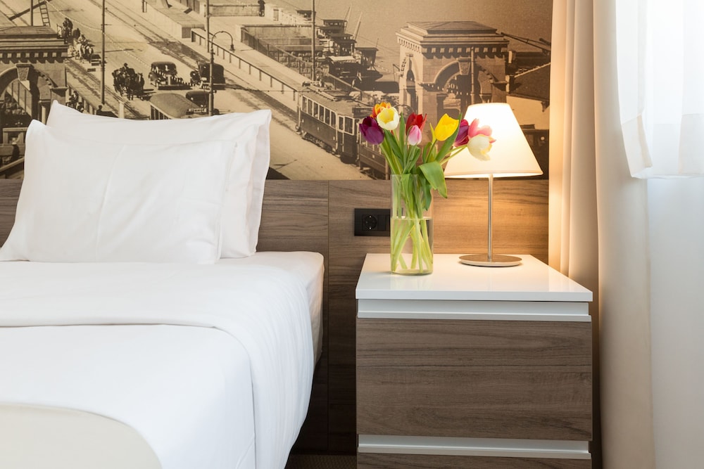 Royal Inn Hotel 15/37
