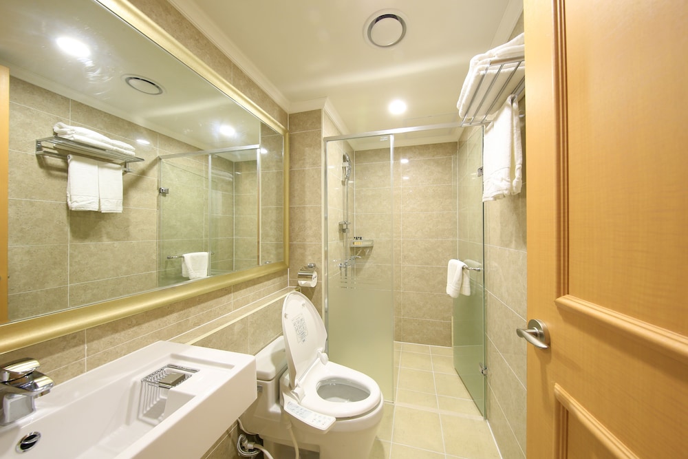 Jeju Booyoung Hotel & Resort 53/54