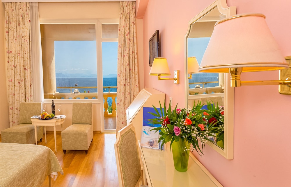 Corfu Palace Hotel 35/66