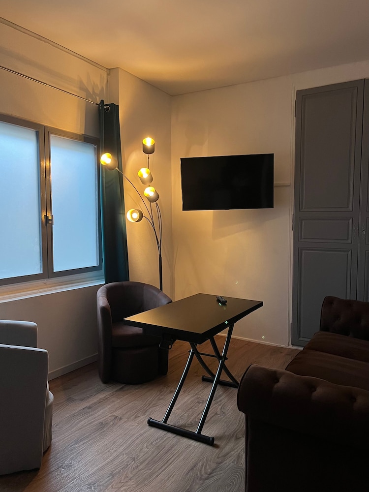 Hotel Le Renard 53/68