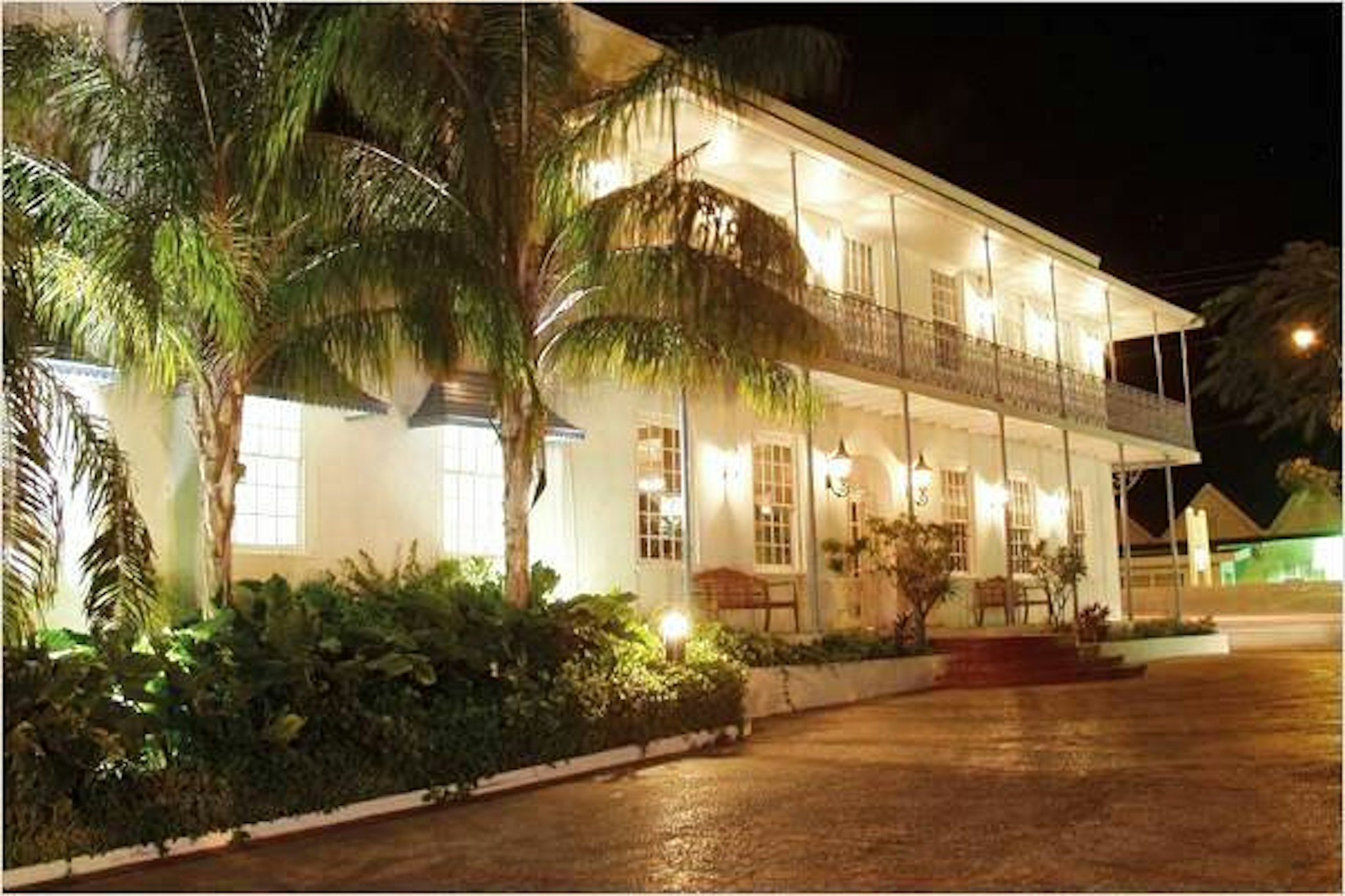 Savannah Beach Club in HASTINGS - BB