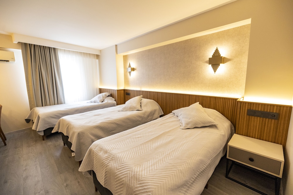AKTAS HOTEL 12/45