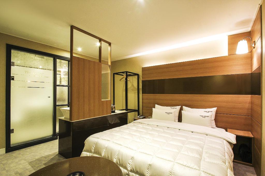 Two Heart Hotel Gimhae 17/55