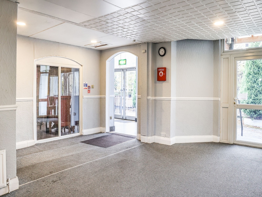 Hotel 346 45/49