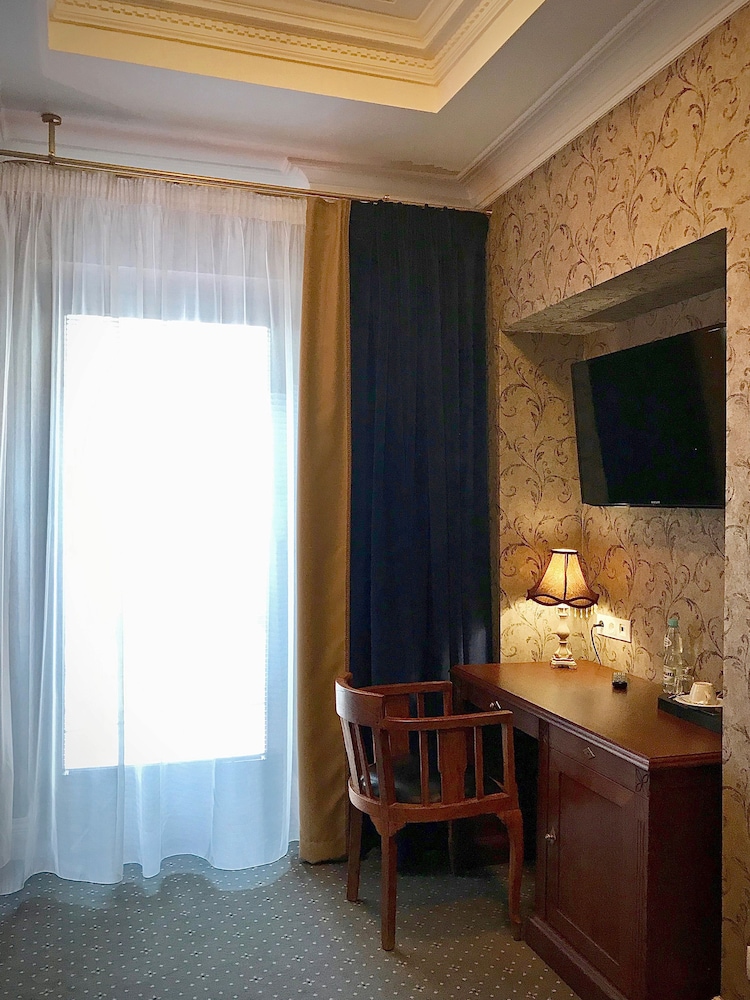 Sleepwalker Boutique Suites 44/79