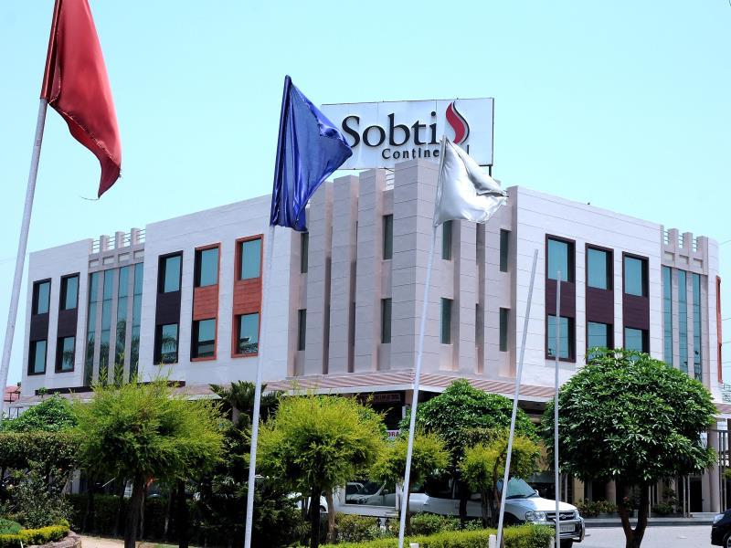 Hotel Sobti Continental 7/37