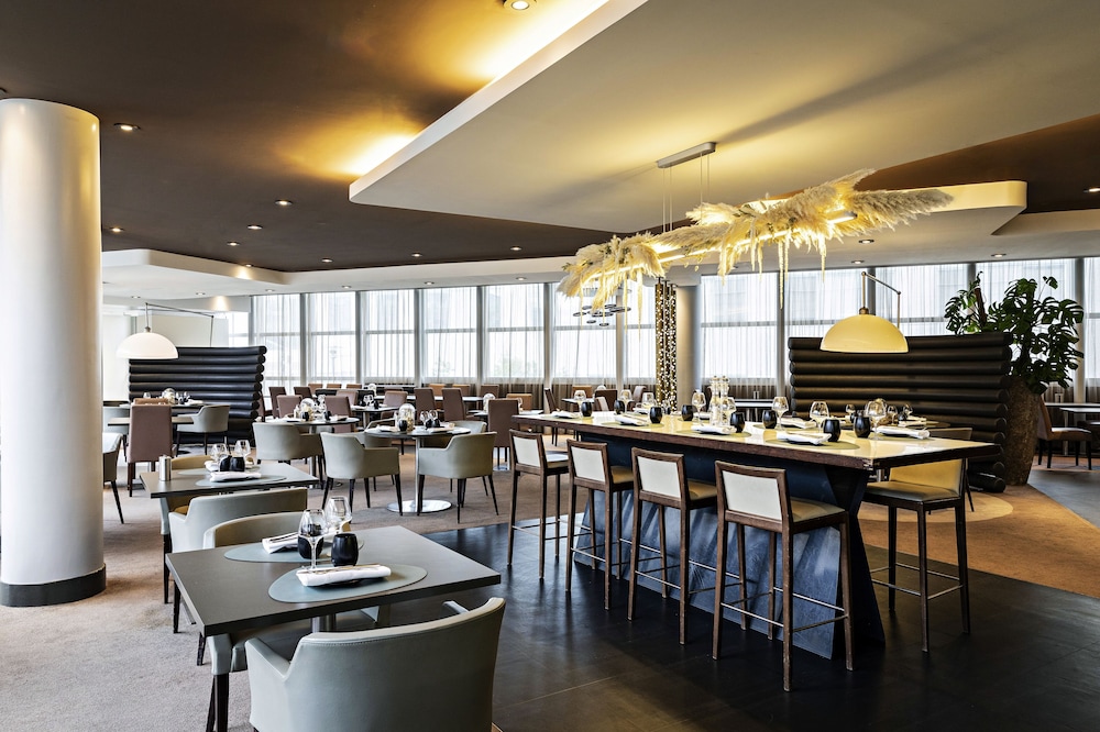 Pullman Paris La Defense Hotel 55/69
