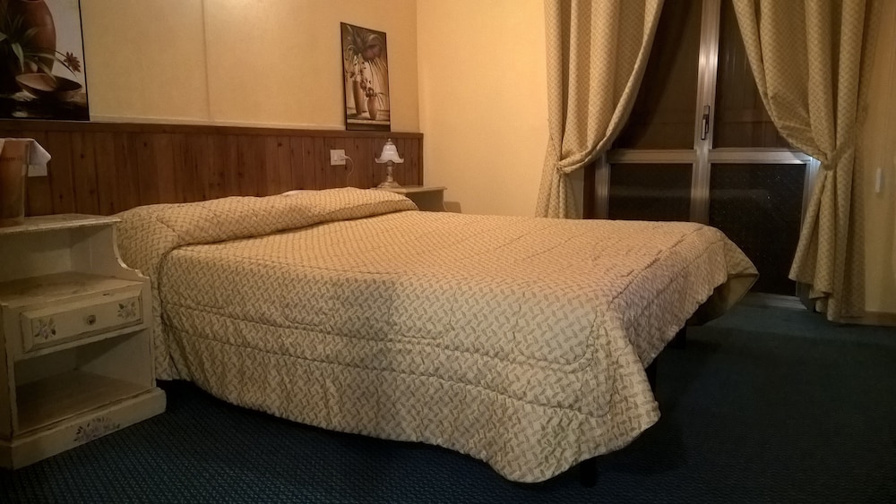 Hotel Pinguino 12/66
