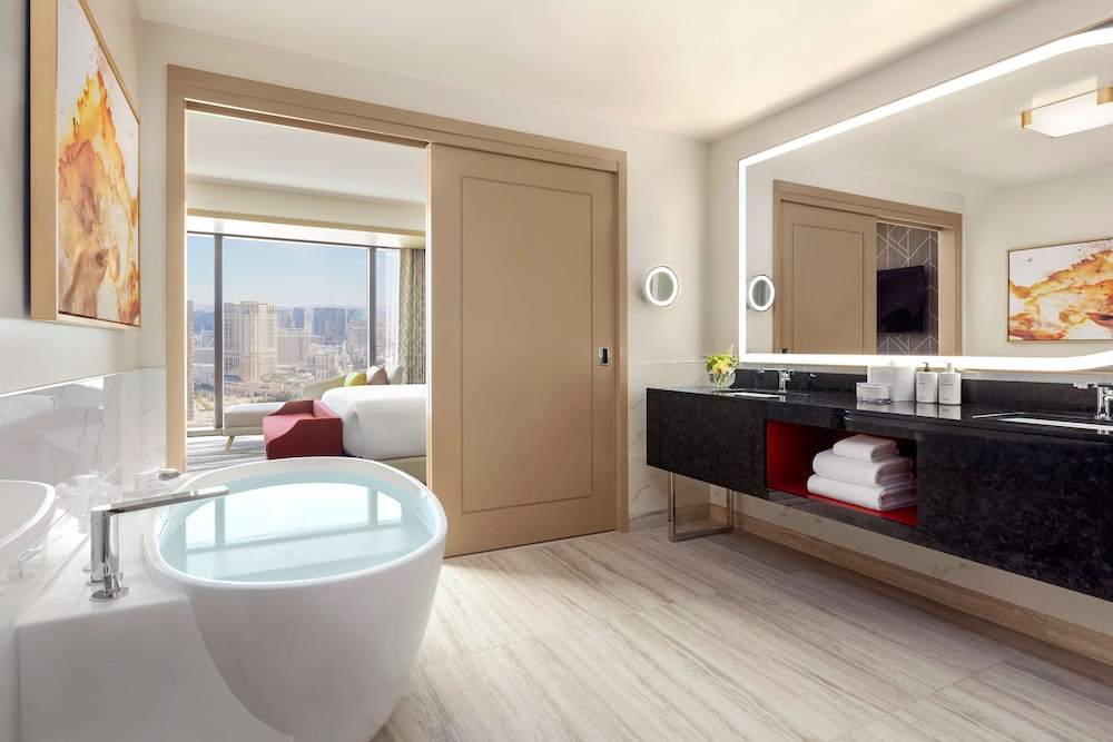 Conrad Las Vegas At Resorts World 11/62
