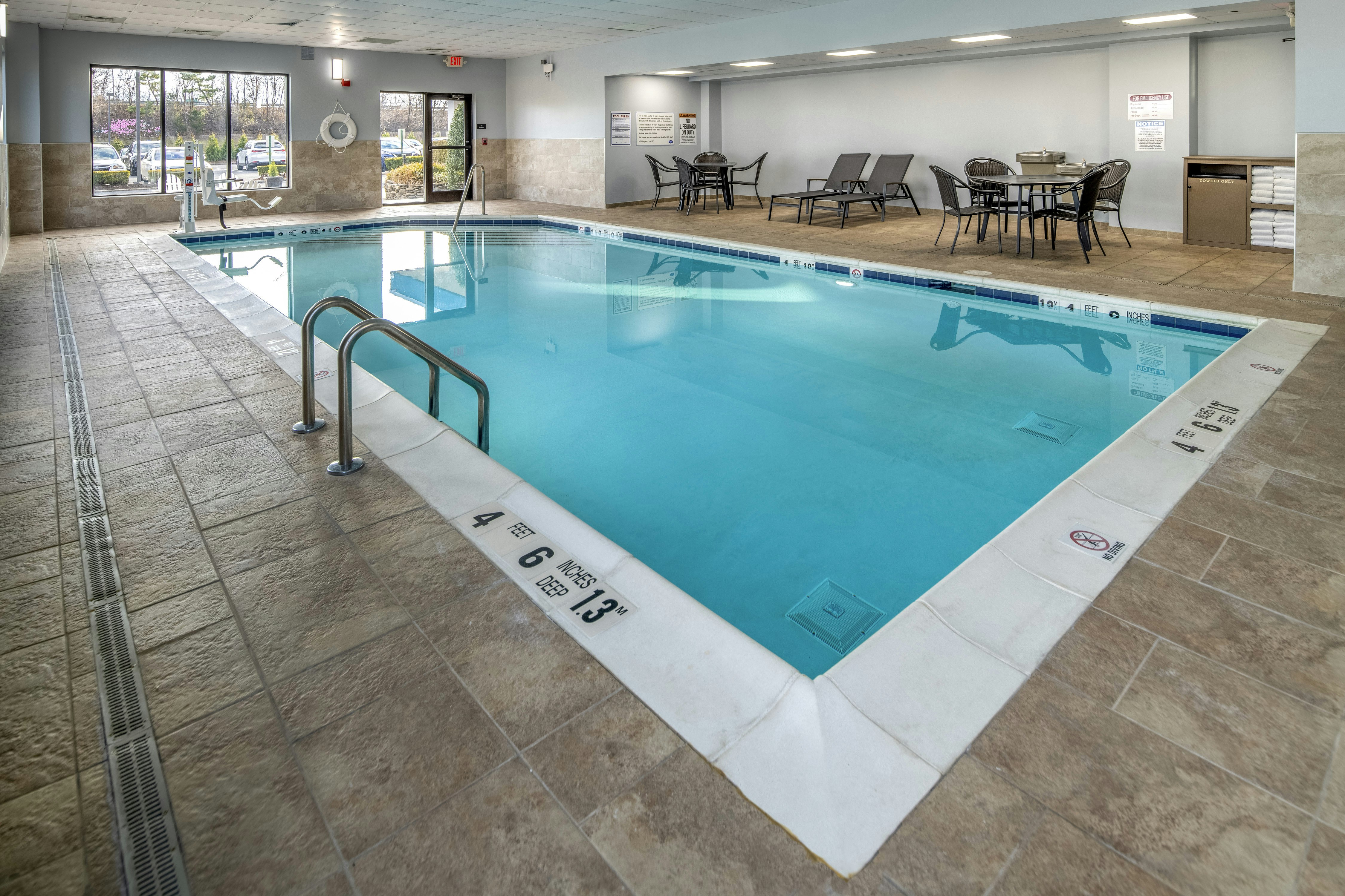 Hampton Inn Long Island/Commack 22/38