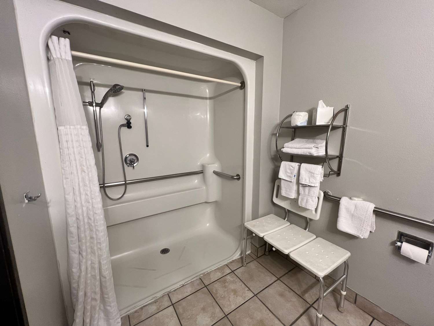 Antelope Inn & Suites 33/33